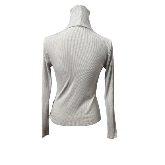 Old Navy Normcore Gray Ribbed Turtleneck Long Sleeve Stretch Top Womens Size M - Picture 3 of 10